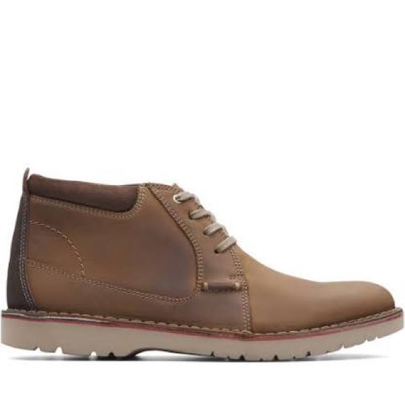 clarks vargo mid chukka boot
